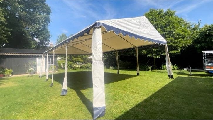 Grizzly tent 5x8m/6x8m TE HUUR, Ophalen of Verzenden, Zo goed als nieuw