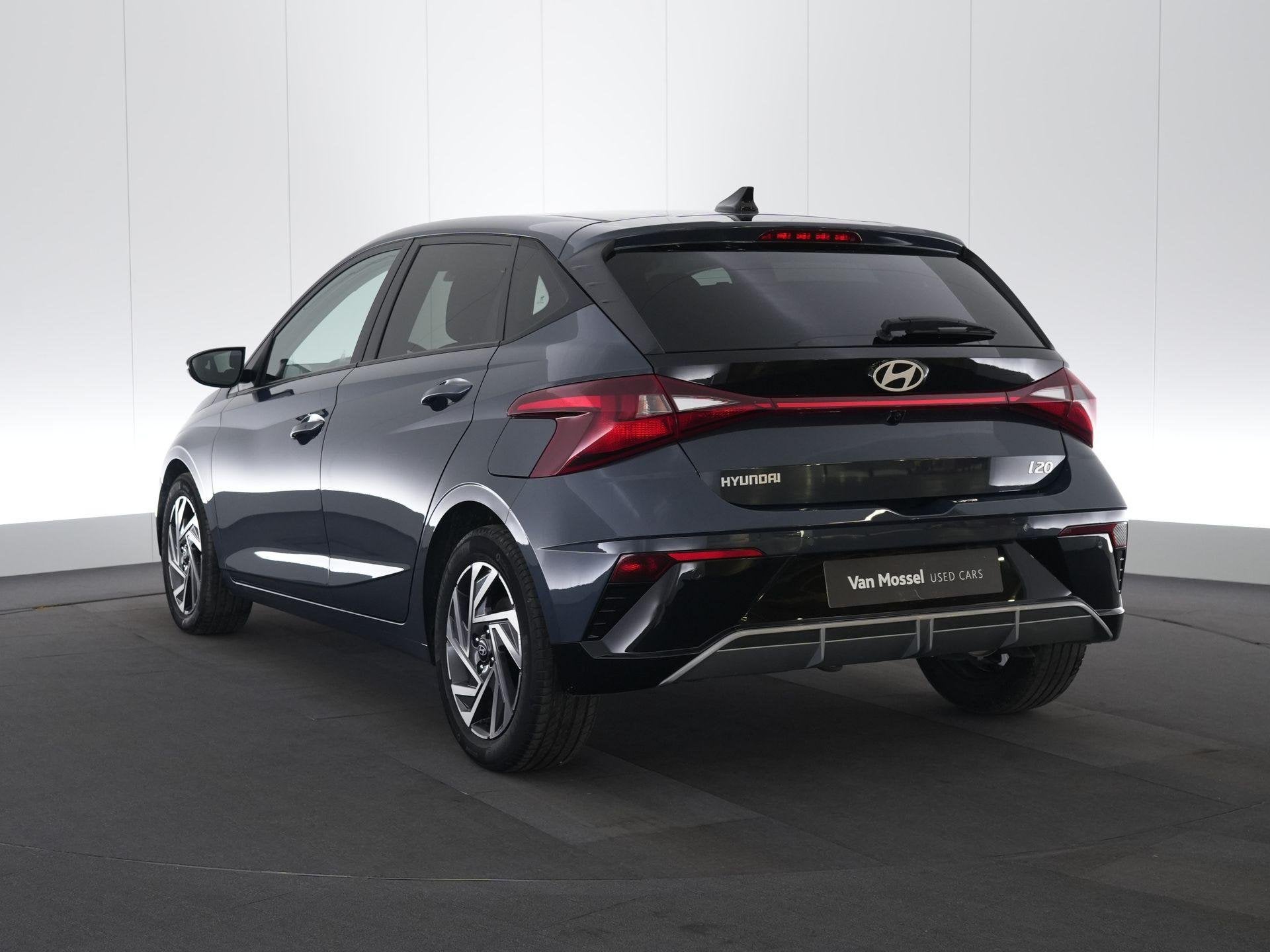 Hyundai i20 1.0 T-GDi 48V 7-DCT 74kW Techno (automatique), Autos, Argent ou Gris, 1110 kg, 5 portes, 5 places
