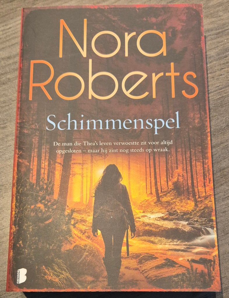 Nora Roberts - Schimmenspel, Ophalen of Verzenden, Nieuw