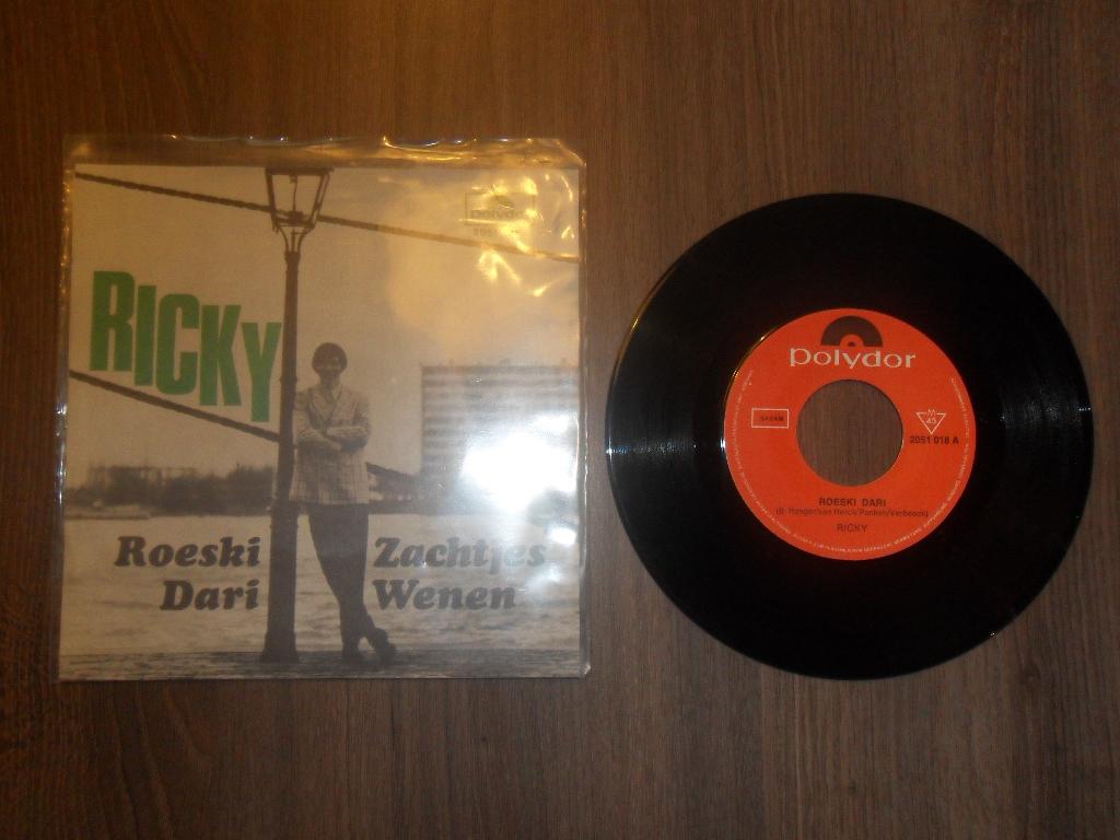 Ricky - Roeski dari, Cd's en Dvd's, Vinyl | Nederlandstalig, Ophalen of Verzenden, Gebruikt, 7 inch, Levenslied of Smartlap