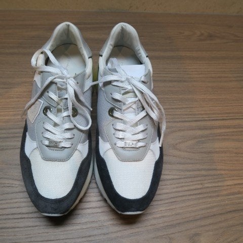 Sneakers nieuw wit zwart Philippe Model mt 40, Vêtements | Femmes, Neuf, Enlèvement ou Envoi, Autres couleurs, Sneakers et Baskets