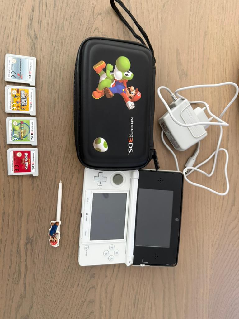 Nintendo 3DS, Games en Spelcomputers, Spelcomputers | Nintendo 2DS en 3DS, Ophalen, Zo goed als nieuw, 3DS