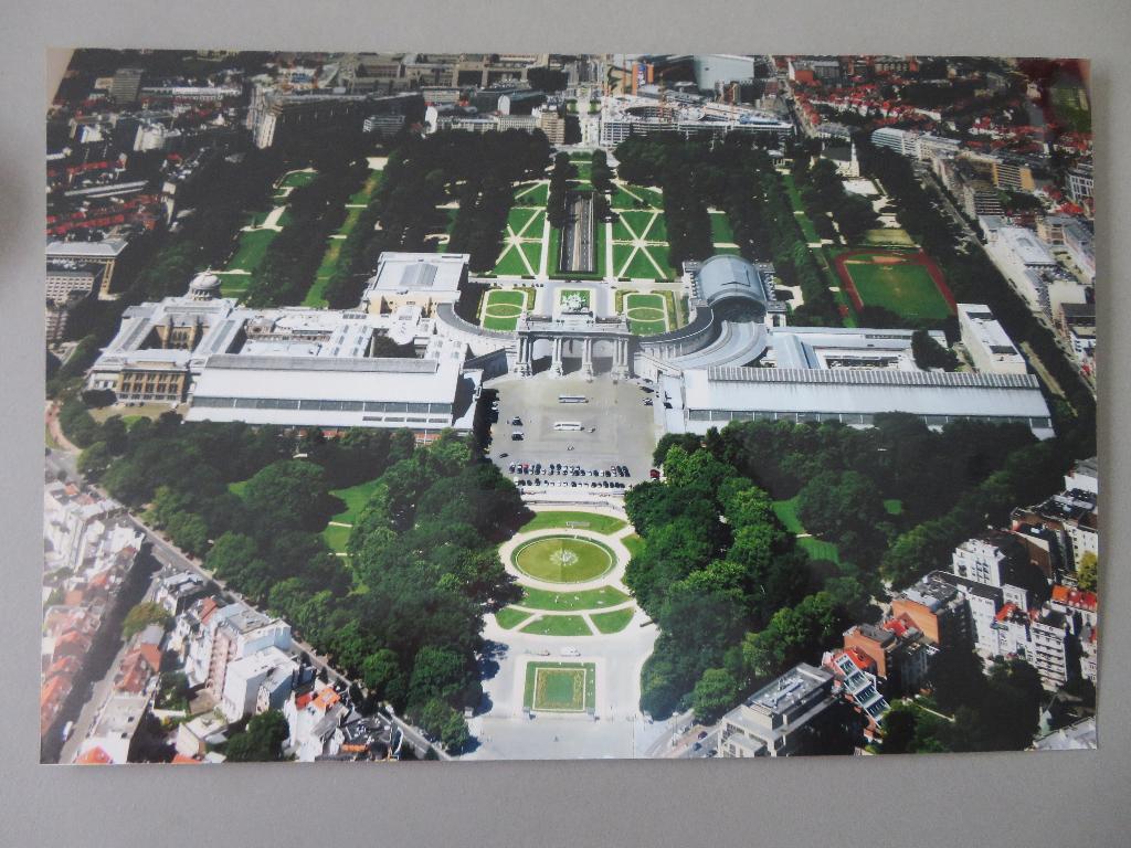 grote luchtfoto van het Jubelpark te Brussel, Verzamelen, Foto's en Prenten, Verzenden, 1980 tot heden, Foto, Zo goed als nieuw