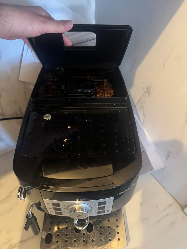 koffiemachine vol automatisch met bonen, Ophalen, Zo goed als nieuw