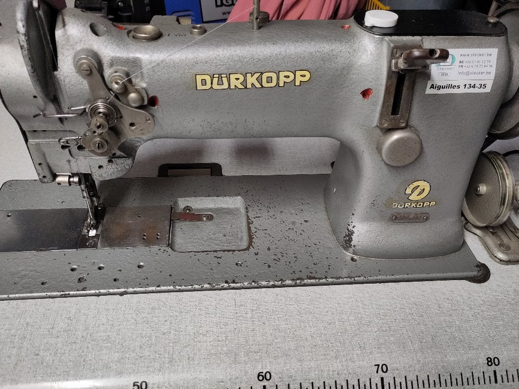 te koop --> naaimachine, Hobby en Vrije tijd, Naaimachines en Toebehoren, Ophalen, Gebruikt, Naaimachine, Overige merken