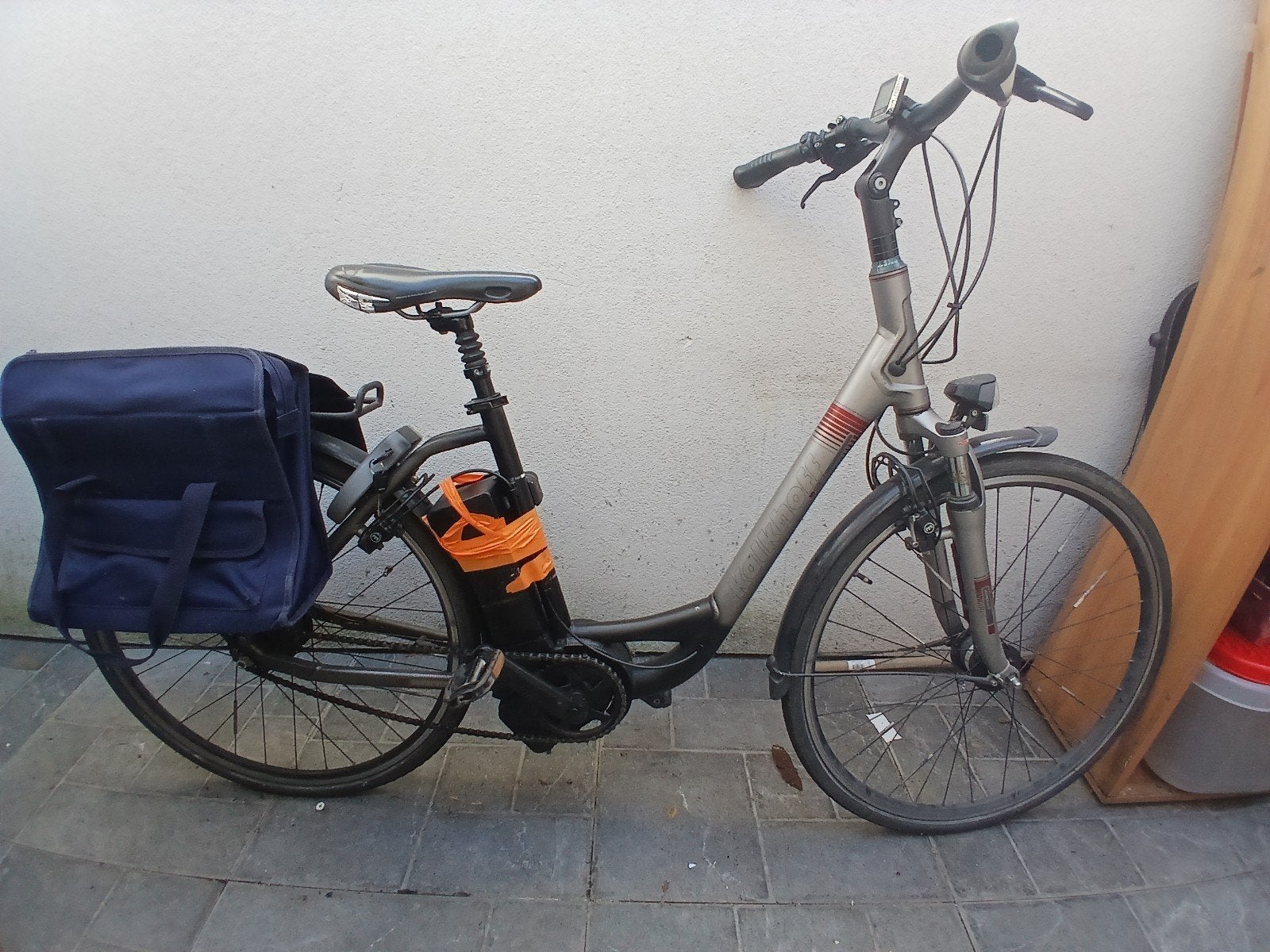 Kalkhoff elektrische fiets met middenmotor.
De fiets is nog, Ophalen of Verzenden