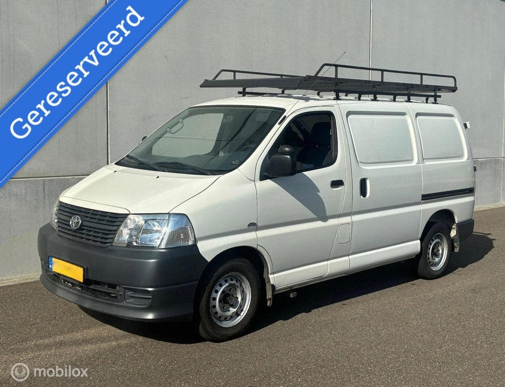 Toyota HiAce 2.5 D-4D Comfort 2 SCHUIFDEUREN AIRCO, Auto's, Bestelwagens en Lichte vracht, Stof, Gebruikt, 2000 kg, Wit