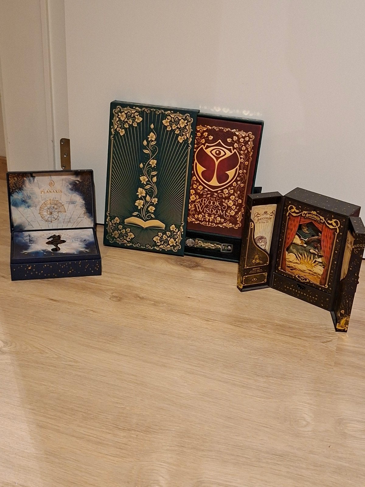 Set Tomorrowland Treasure Cases, Ophalen, Zo goed als nieuw