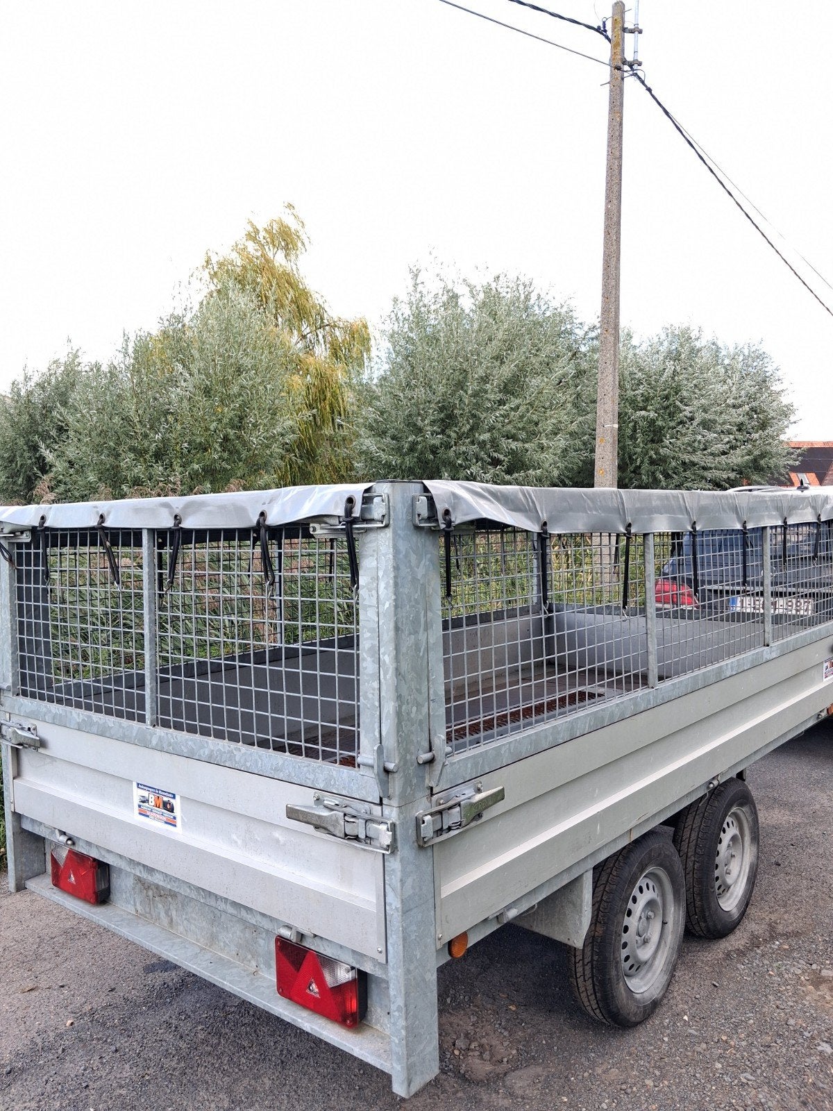 Remorque à double essieu de 750 kg 3m x 1m50 Avec filets à f, Autos : Divers, Enlèvement, Comme neuf