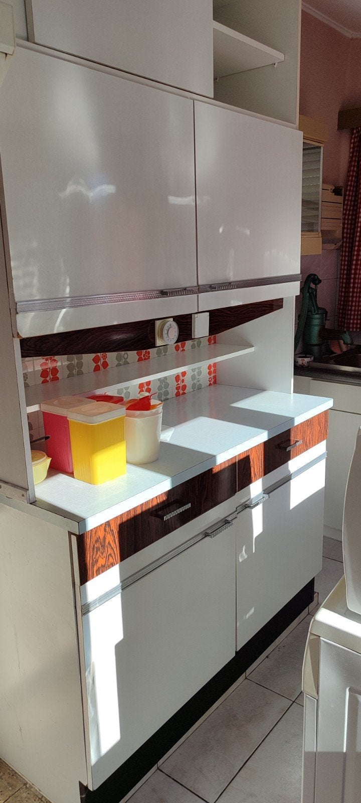 vintage retro keukenkast, Huis en Inrichting, Ophalen, Gebruikt, Wit