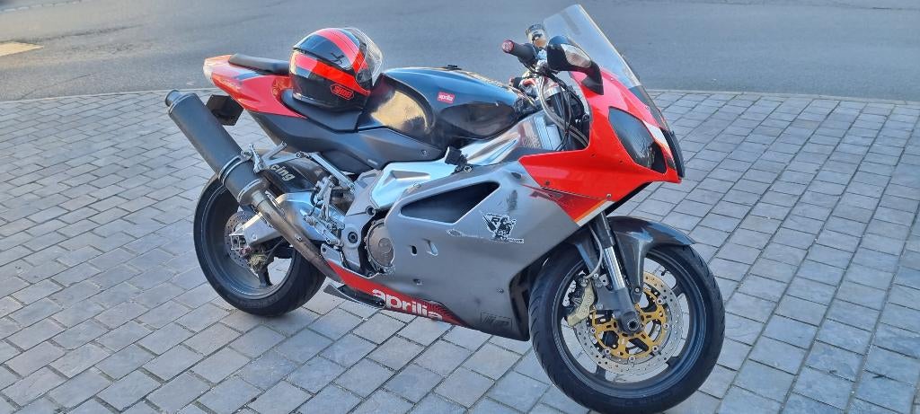 Aprilia rvs 1000 2004, Motos, Motos | Aprilia, Particulier, Enlèvement