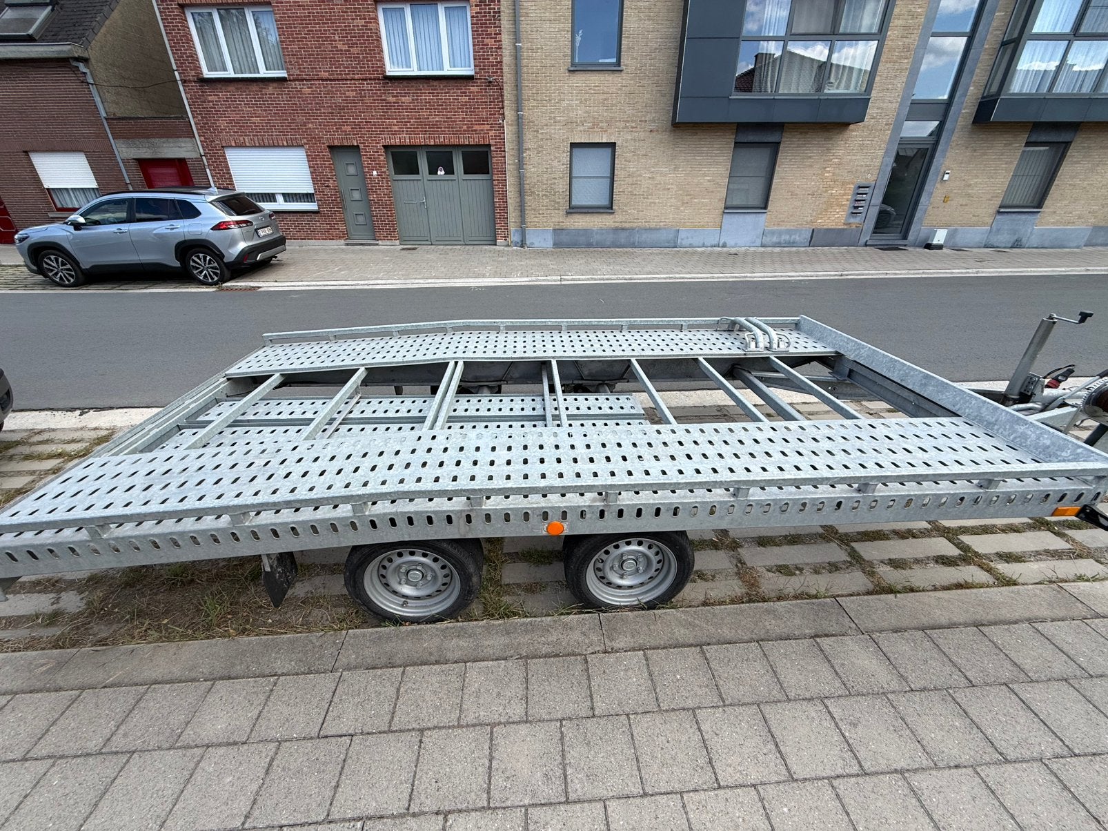 Twin Trailers aanhangwagens |nieuwstaat|weinig gebruikt., Ophalen, Zo goed als nieuw