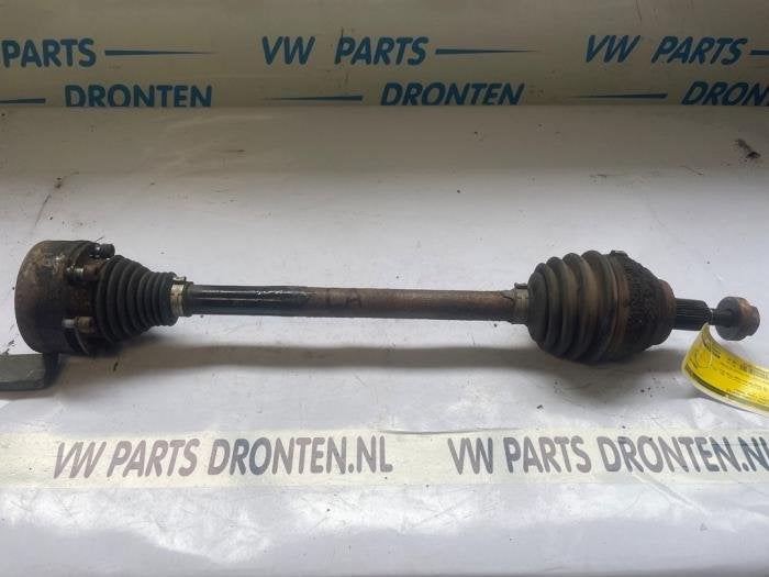 Aandrijfas links-achter van een Volkswagen Passat, Gebruikt, -, Volkswagen, -