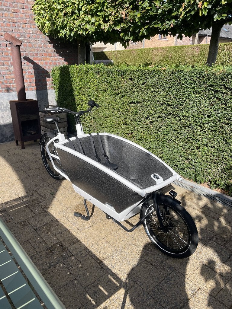 Urban Arrow Elek. Bakfiets - Bosch Active Line plus - wit, Fietsen en Brommers, Fietsen | Bakfietsen, Zo goed als nieuw, 2 kinderen