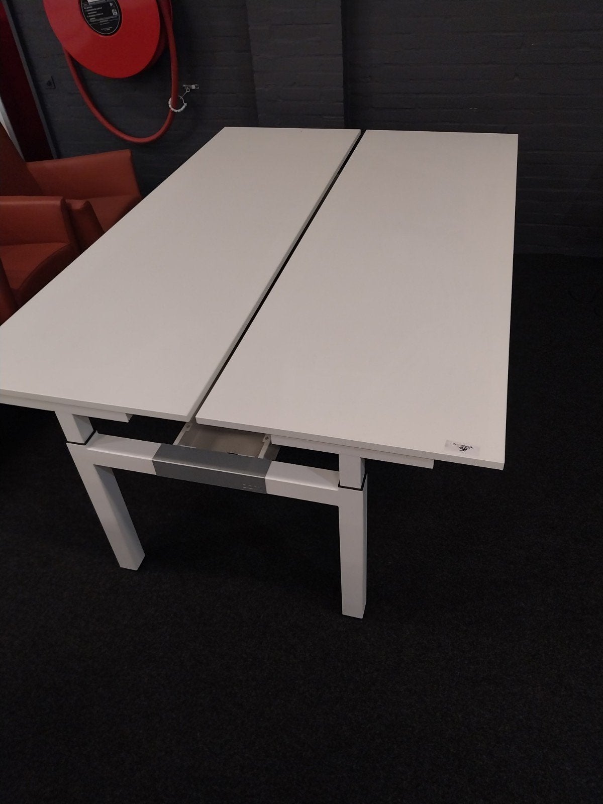 Mooie tafels en bureautafels, Ophalen