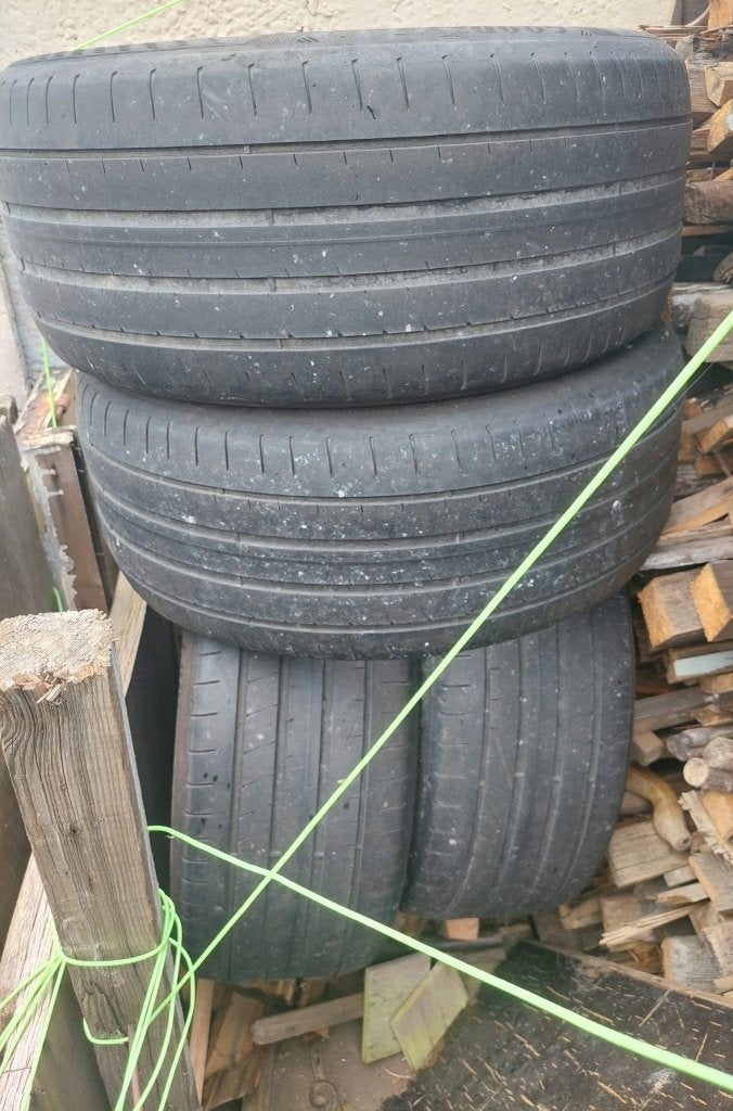 AUTO BANDEN, Auto-onderdelen, Ophalen, Band(en)