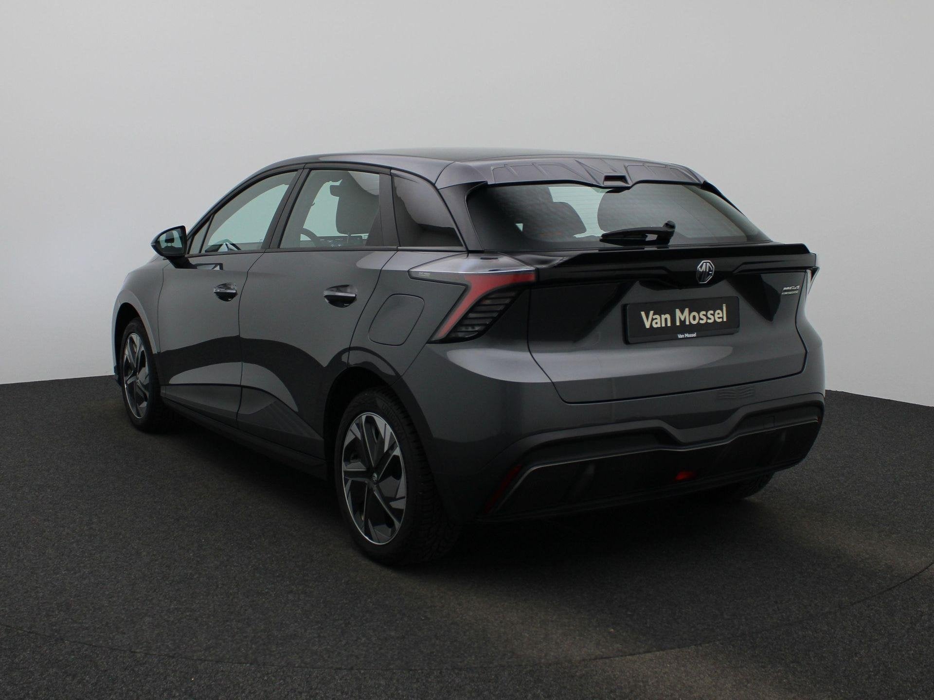 MG MG4 Electric Standard 51 kWh, Automaat, Gebruikt, 51 kWh, 5 zetels