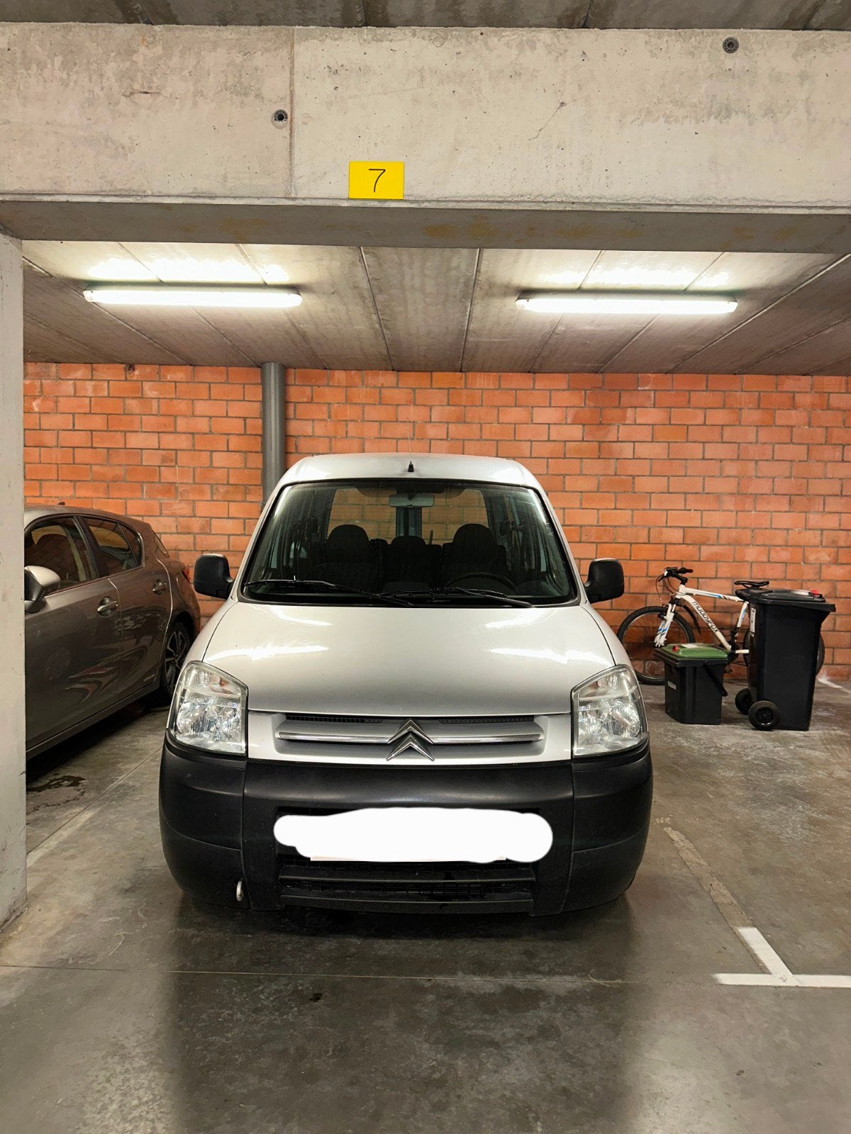 Nette Citroën Berlingo met keuring voor verkoop!, Argent ou Gris, Achat, Boîte manuelle, Noir