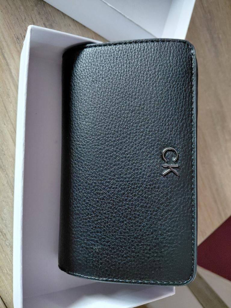 Portefeuille femme neuf Calvin Klein