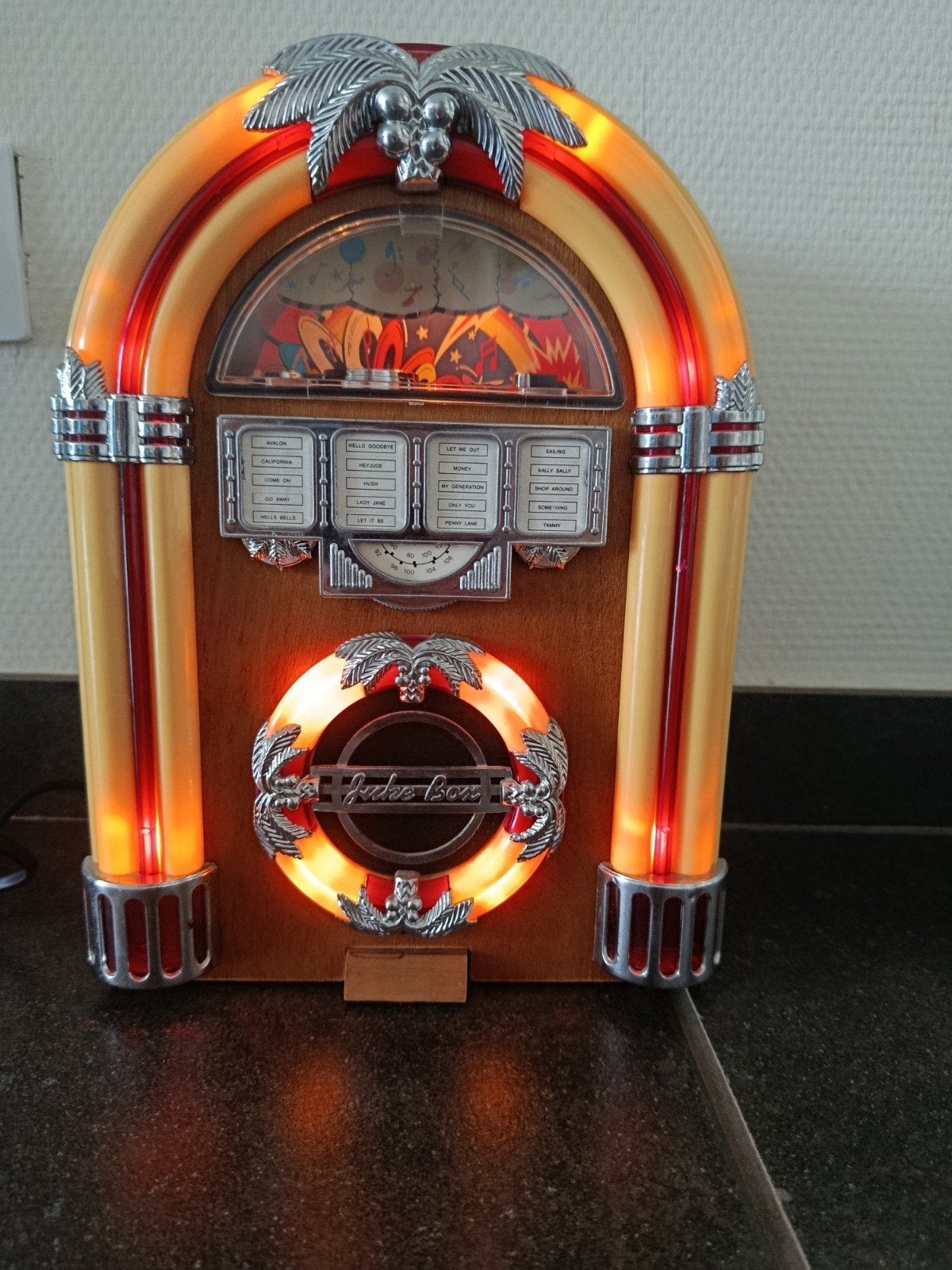 vintage jukebox met fm radio en licht, Collections, Machines | Jukebox, Enlèvement