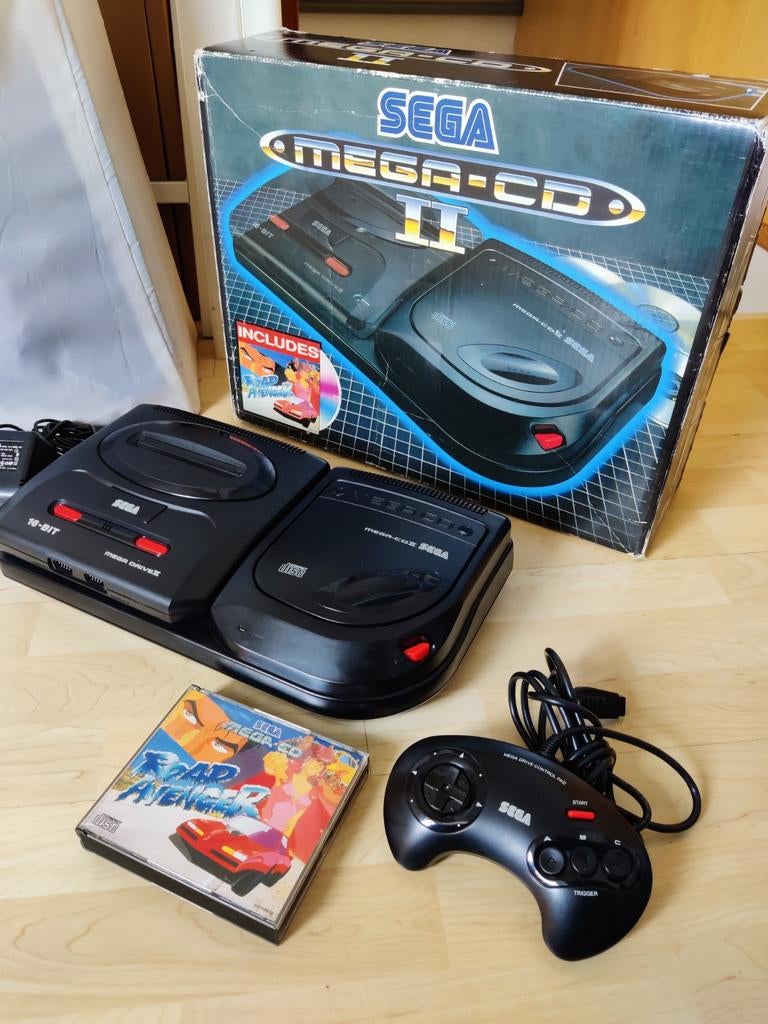 Sega megadrive 2 en Sega Mega cd 2 in doos met spel, Games en Spelcomputers, Ophalen of Verzenden, Mega Drive