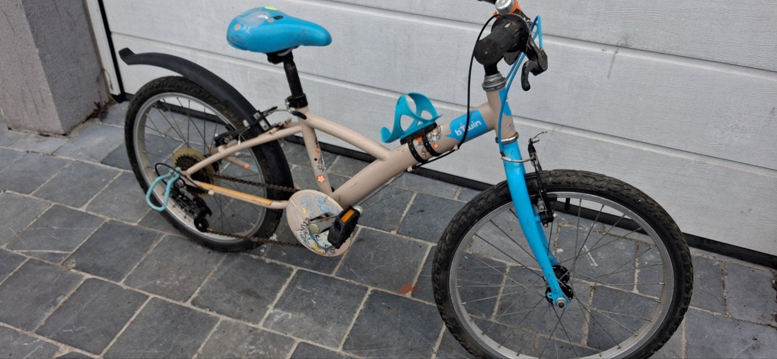vélo B-TWIN 20 pouces enfants à  6/9  ans, Enlèvement ou Envoi