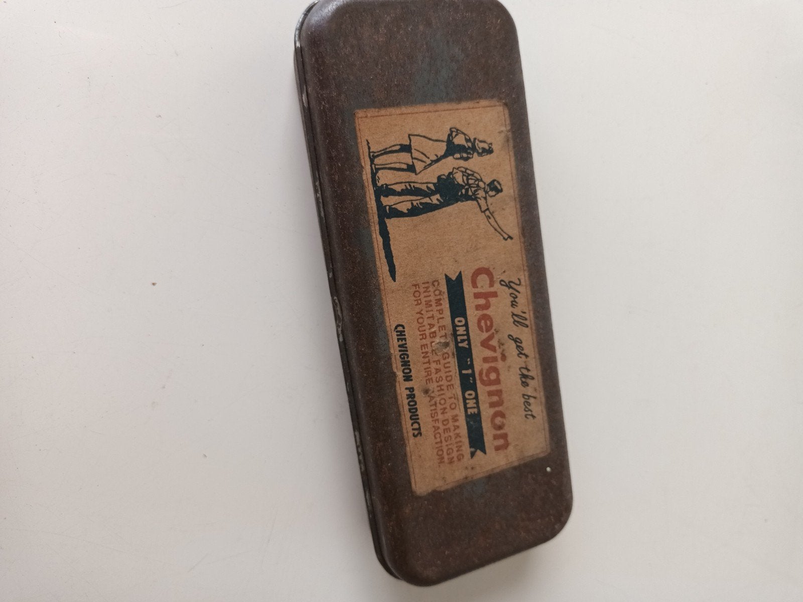 Vintage metalen Chevignon verzamelblikje / etui, Enlèvement ou Envoi