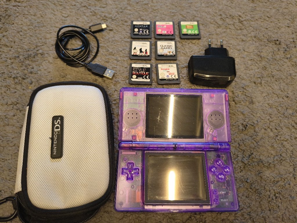 Nintendo DS Lite + spelletjes, Consoles de jeu & Jeux vidéo, Consoles de jeu | Nintendo DS, Autres couleurs, Enlèvement, Utilisé