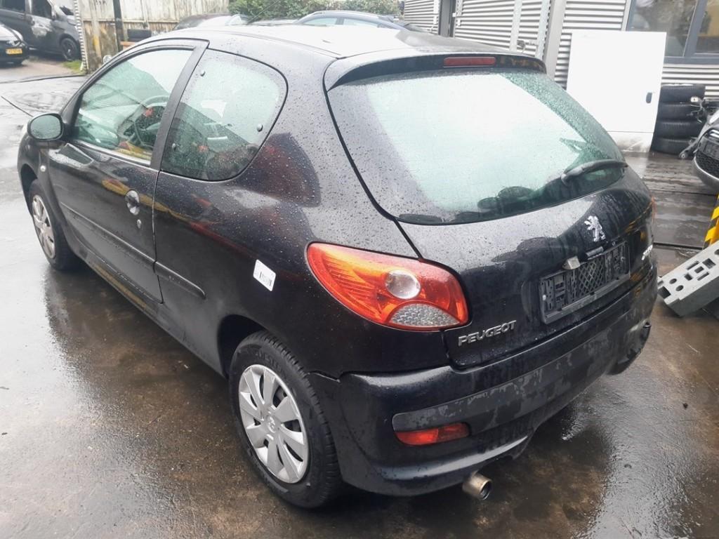 SLOTVANGER ACHTERKLEP Peugeot 206+ (2L / M) (871951), Gebruikt, Peugeot