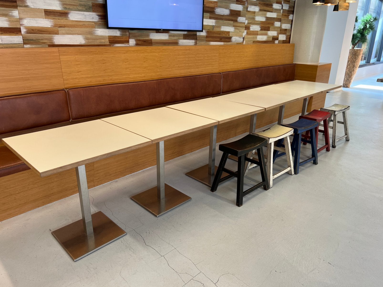 Table restaurant 70x70 - 6 pieces, Enlèvement