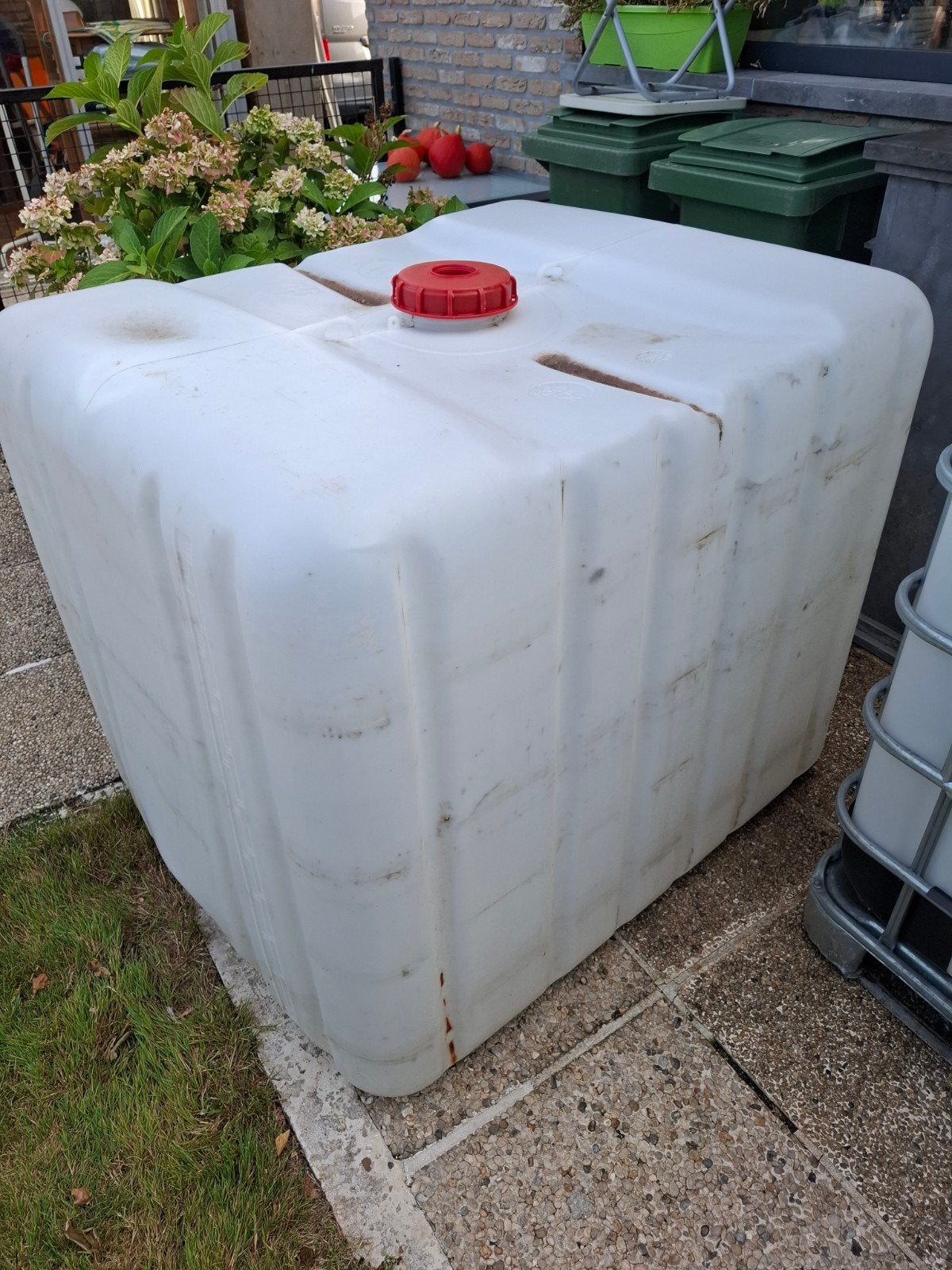 ibc container zonder kraan lekt voor compstvat of andere, 150 litres ou plus, Enlèvement, Utilisé, Synthétique