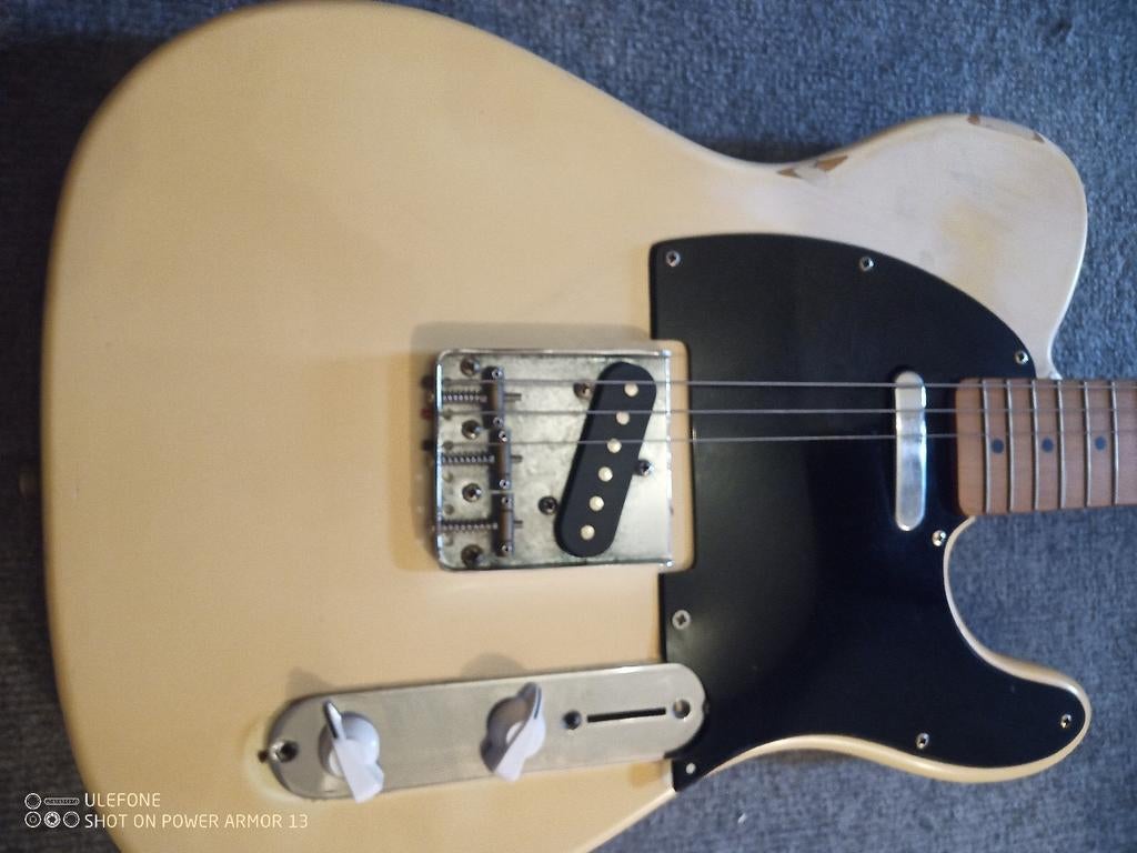 Axtech vintage, Musique & Instruments, Instruments à corde | Guitares | Électriques, Enlèvement, Fender