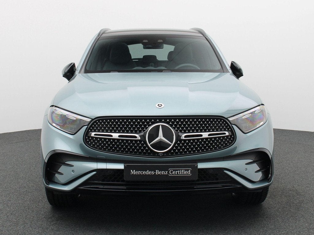 Mercedes-Benz GLC SUV 300 e AMG Line + AIRMATIC + BURMESTER, Auto's, Mercedes-Benz, Gebruikt, 4 cilinders, 2255 kg, Plug-in hybride