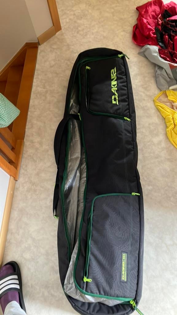 Dakine snowboard zak, Sport en Fitness, Snowboarden, Ophalen of Verzenden, Zo goed als nieuw