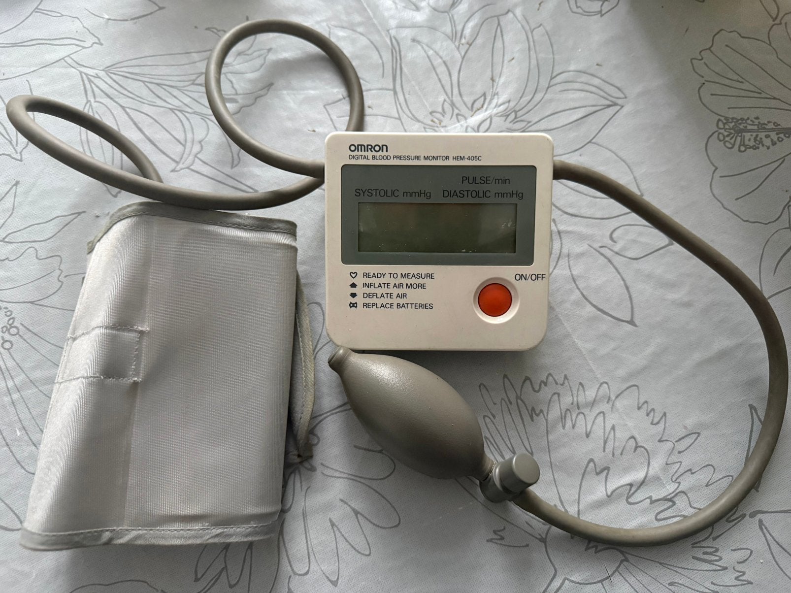 digitale bloeddrukmeter van het merk Omron, Divers, Matériel Infirmier, Comme neuf, Enlèvement ou Envoi