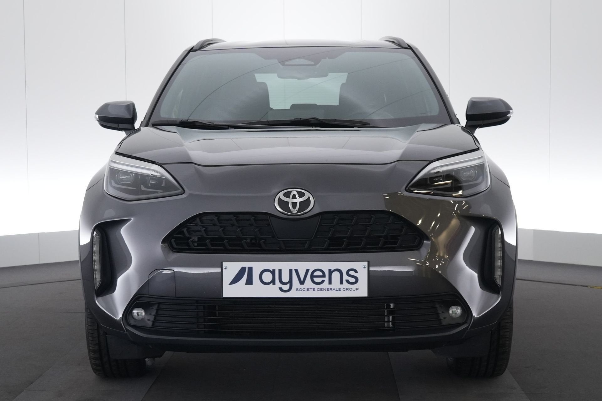 (2FNF117) TOYOTA YARIS CROSS, Autos, Argent ou Gris, Achat, Réception radio numérique, Entreprise