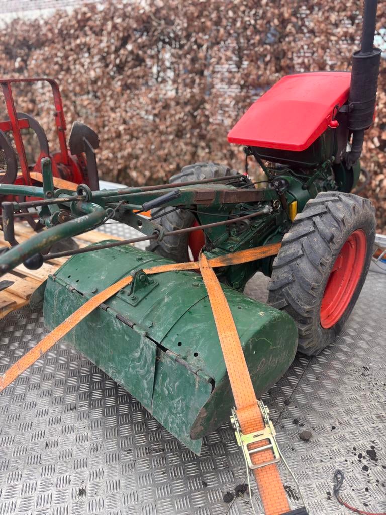 Lombardini frees. Tuin tractor frees, Ophalen