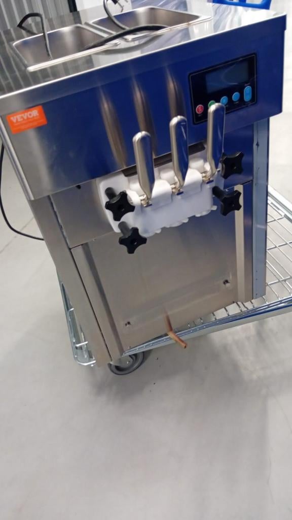 Soft ijsmachine, Ophalen of Verzenden