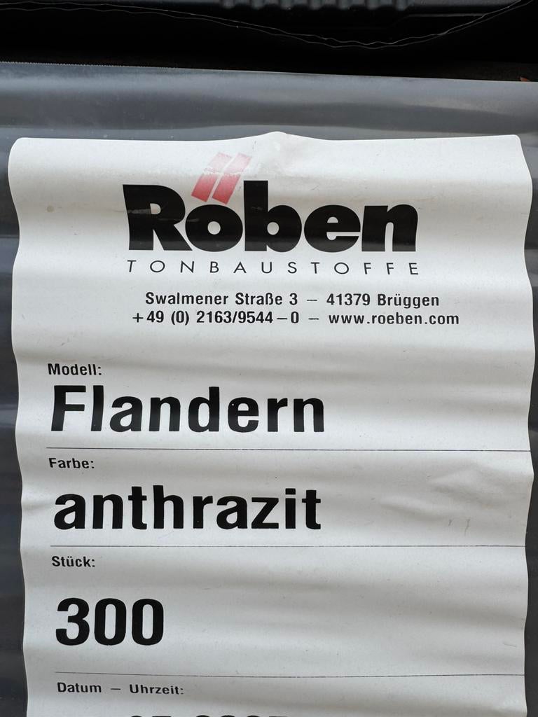 Dakpannen roben, Enlèvement, Tuiles