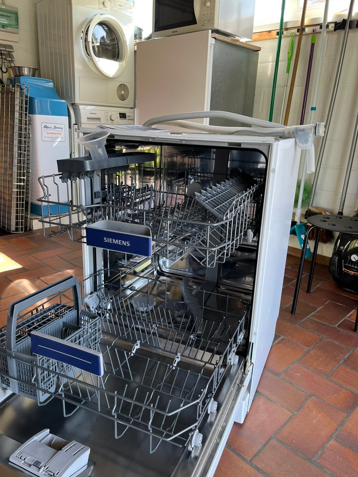 Inbouw Vaatwas Siemens SN23H100, Elektronische apparatuur, Vaatwasmachines, Ophalen, Zo goed als nieuw, Inbouw
