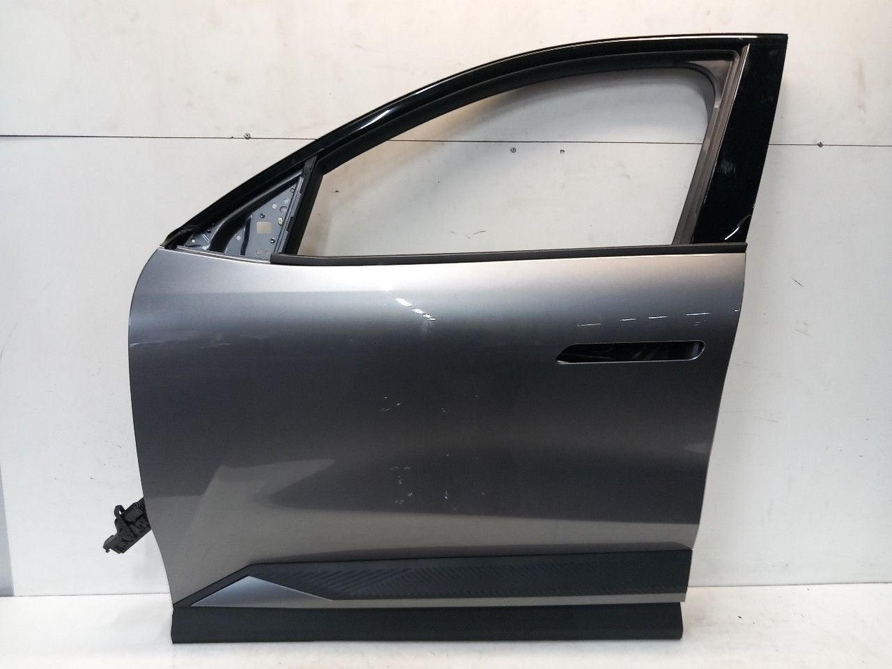 Portier links voor Renault Scenic, Onderdelen@venauto.nl, Van der Ven Autorecycling B.V., Gebruikt, Ettenseweg 76, 4706 PB Roosendaal, The Netherlands
