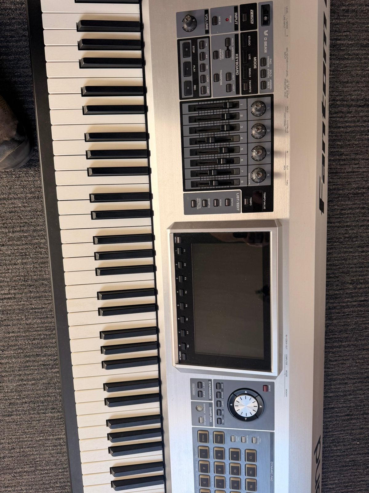 Roland Fantom G8, Muziek en Instrumenten, Ophalen, Zo goed als nieuw, Roland