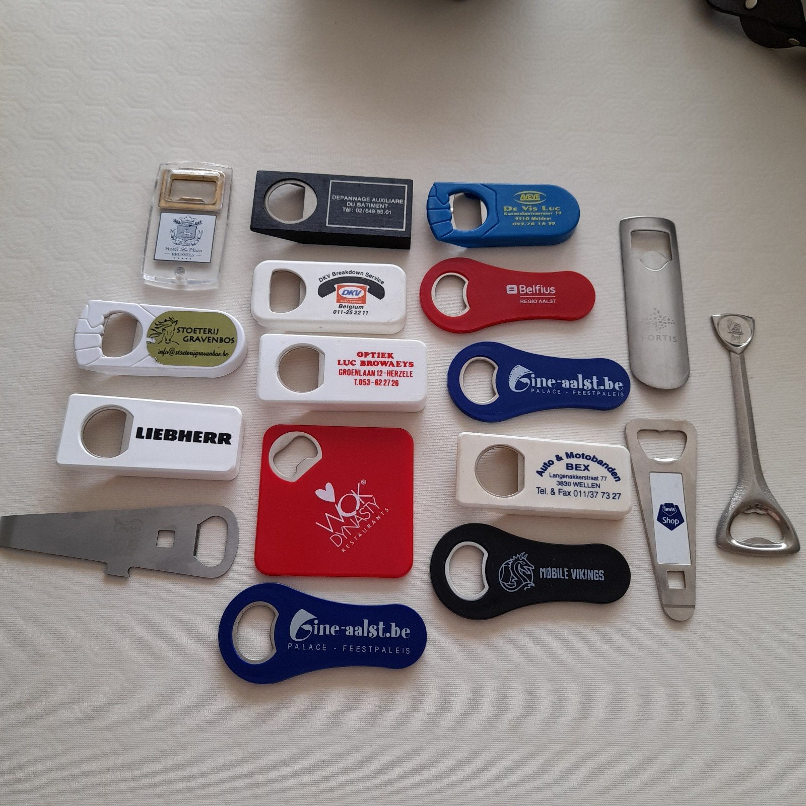 Lot van 17 flessenopeners ( allerlei)., Ophalen of Verzenden, Gebruikt