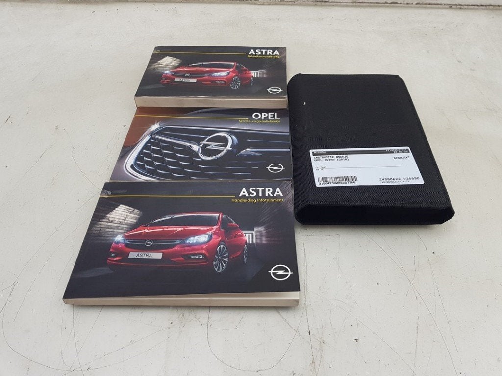 INSTRUKTIEBOEK Opel Astra K (01-2015/12-2022), Auto-onderdelen, Gebruikt, Opel