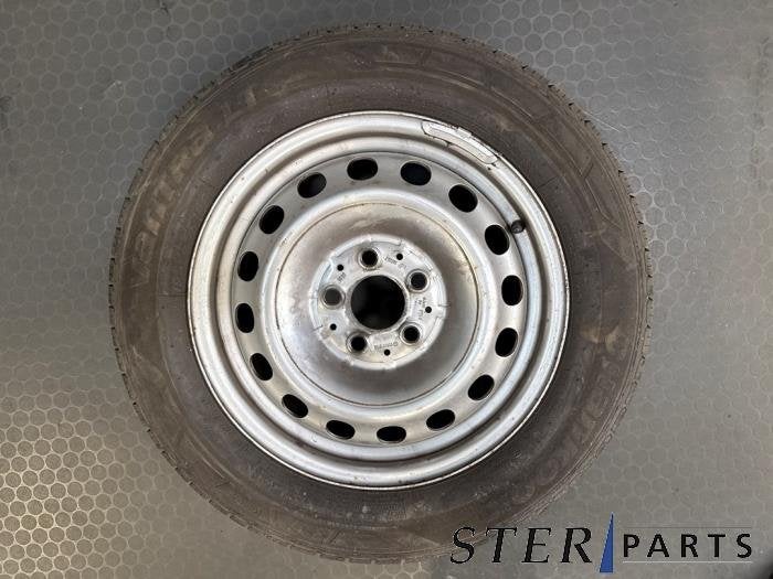 Velg + Band van een Mercedes Vito, Gebruikt, -, -, Ophalen of Verzenden