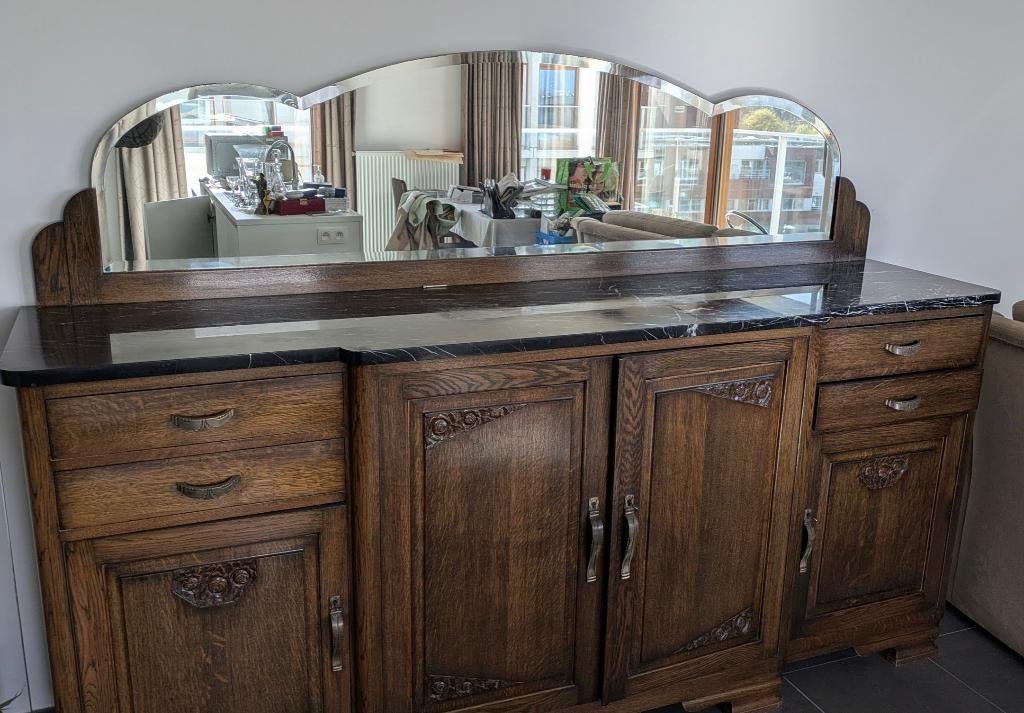 Eikenhouten dressoir, Ophalen