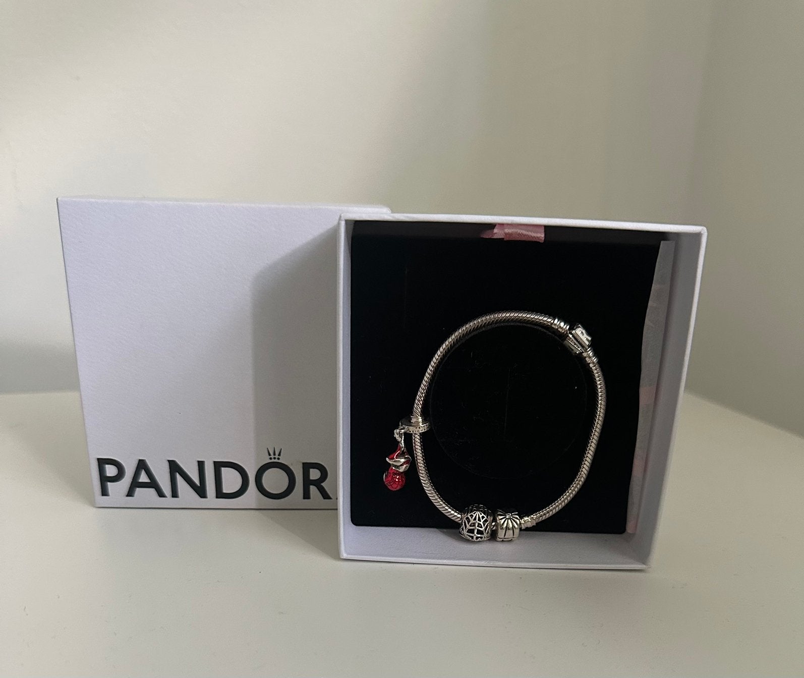 pandora marvel armband, Handtassen en Accessoires, Ophalen, Zo goed als nieuw