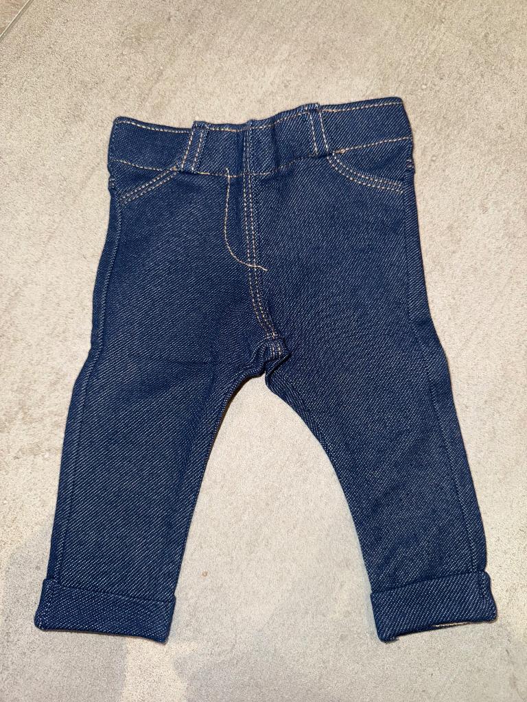 Legging jean Kiabi bleu foncé, Kinderen en Baby's, Babykleding | Maat 56, Kiabi, Broekje, Jongetje of Meisje, Nieuw