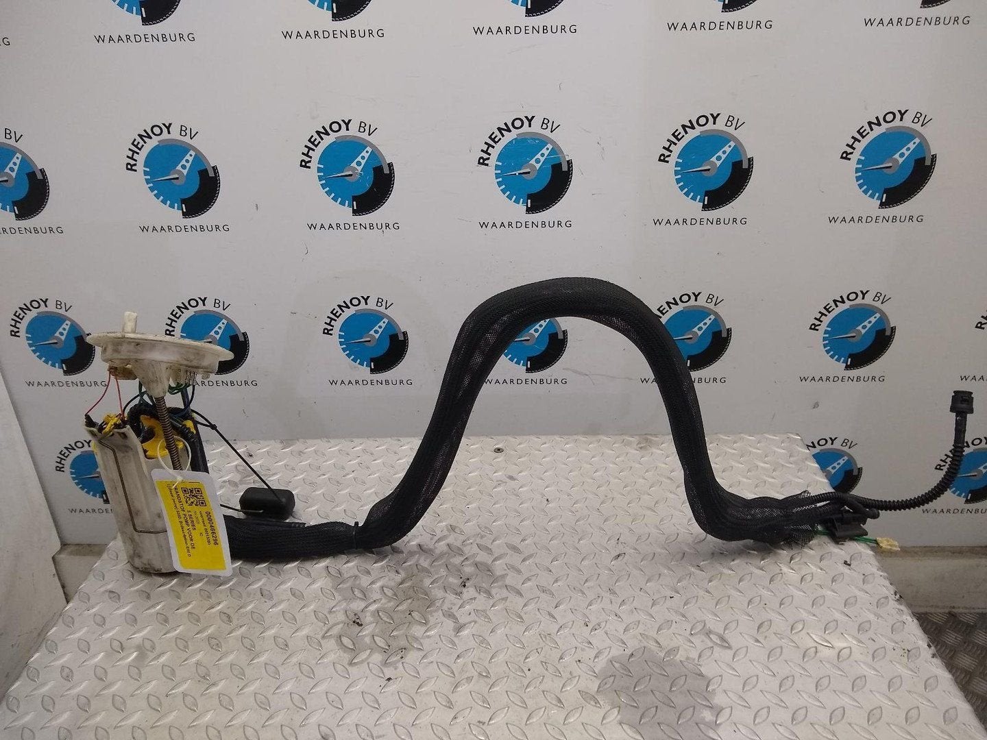 BMW 5 SERIES  535D HIGH EXECUTIVE  BRANDSTOF POMP (IN TANK), Ophalen of Verzenden, Gebruikt, ARN erkend