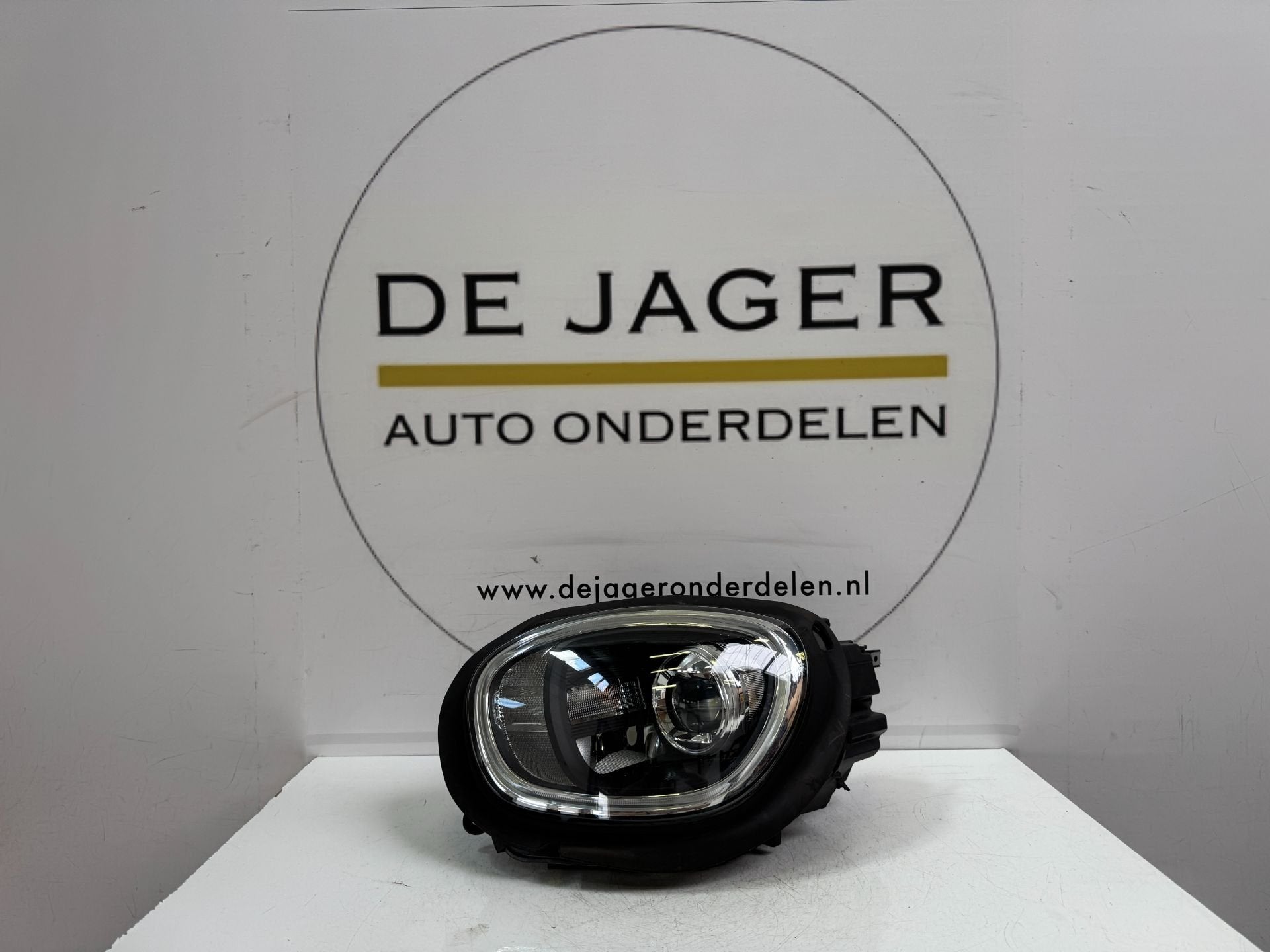 MINI COUNTRYMAN F60 PHARE FULL LED GAUCHE A97494801, Customer.service@mini.co.uk, BMW AG, Petuelring 130
80788  Munich, DE, Mini